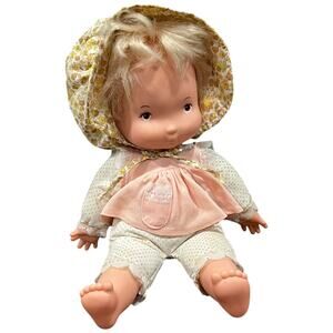 Vintage 1977 Baby Holly Hobbie 15 Inch Doll with Bonnet Pink